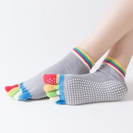 Women men Yoga Toes Socks Fitness Dance Sport Exercise Full Five Fingers Sock Non Slip silicone Dots Massage Fitness Sox slipper 8 Colour Big Kids ankle stocking