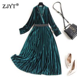 Europe Fashion Designers Spring Autumn Beading Velvet Dress Women Clothes Long Sleeve Vintage Pleated Robe Femme Party Vestidos 210601