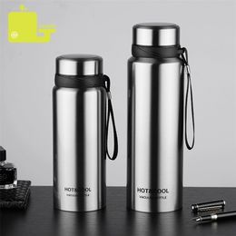 Oneisall 750/1200ML Portable Large Capacity Stainless Seel Thermos Bottle Outdoor Sports Vacuum Flask Water Bottles With Handle 211109