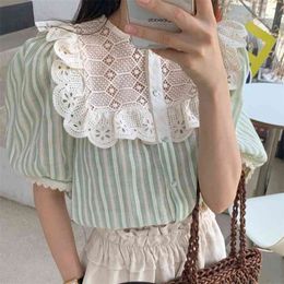 South Korea Chic Gentle Round Neck Heavy Industry Hollow Lace Stitching Loose Single-breasted Striped Puff Sleeve Shirt 210529
