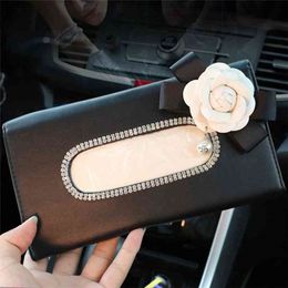 1 Pcs Crystal Tissue Boxes with Disposable Napkins Car Accessories Decoration Auto Accessorie 210818