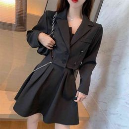 High Quality Autumn Korean VintageTwo Piece Set Women Crop Top Blazer Jacket Coat + Sexy Pleated Dress Suits 2 210514
