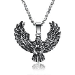 Pendant Necklaces Vintage Men's Eagle Flying Hawk Necklace Stainless Steel Chain For Men Male Retro Jewellery
