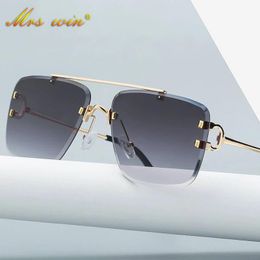 Fashion Cool Unique Rimless Style Spikes Rivets Pilot Sunglasses Vintage Women Men Brand Design Sun Glasses