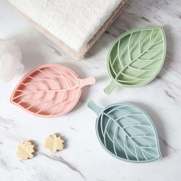 Leaf shape soap holder Non slip soap box Toilet shower tray draining rack bathroom gadgets soap dish tray holder DH8957