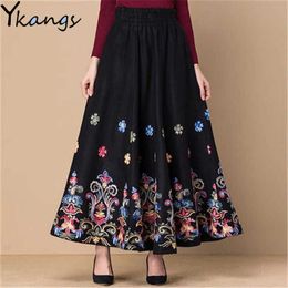 Winter Warm Plus Size Fllower Embroider Woolen Maxi Skirt Women Elegant High Waist Pleated Skirt Korean Mom Office Lady Clothes 210619