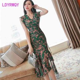 LDYRWQY Slim dress summer female ladies sleeveless v-neck fashion wear floral Office Lady Polyester 210416