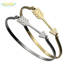 Hapiship New Love Boy and Girl Gold Colour Stainless Steel Arrow Bangles Bracelets for Women Men Jewellery Gift Bx43 Q0719