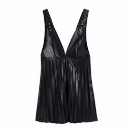 Streetwear Women Faux Leather Dresses Fashion Ladies V-Neck Pleated Dress Elegant Female Chic A-Line Mini Vestidos 210427