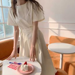 Chic Korean Elegant Simple O Neck Short Sleeve Puff Sleeve Dress Women Bandage Waist Slim Temperament Minimalism All-match 210610