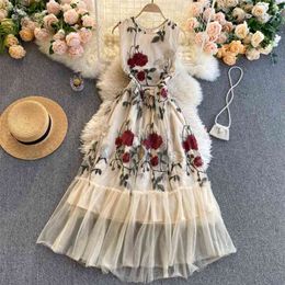 Women Fashion Round Neck Embroidered Flower Sleeveless High Waist Gauze A-line Dress Elegant Clothes Vestidos R361 210527