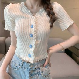 Sweet Floral Button Sexy Ins Korean Style Blouses Women Kawaii Fresh All-match Crop Tops Fashion Casual V-neck Fungus T-shirts 210525