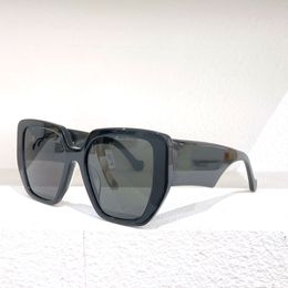 Óculos de sol da moda anti-ultravioleta armação completa grandes pernas de espelho óculos de sol de designer proteção para os olhos óculos retrô masculinos e femininos GG0956S com caixa original