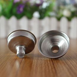 2021 Stainless Steel Liquor Alcohol Party Drink Hip Hip Flask Funnel Mini Metal Perfume Essential Oil Fill Transfer Funnel