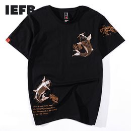 IEFB Summer Fashion Chinese Style Embroidered Short Sleeve T-shirt Carp Pattern Loose Casual Cotton Tee Top Man Clothes 210524