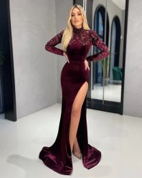2022 Sexy Arabic Burgundy Velvet Mermaid Prom Dresses Plus Size High Neck Lace Appliques Crystal Beading Long Sleeves Split Formal Evening Gowns vestido de novia