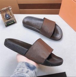 132w latest high quality men Design women Flip flops Slippers Fashion Leather slides sandals Ladies Casual shoes