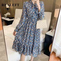 Retro Floral Printed Women's Dress Puff Sleeve Vintage Female Loose Chiffon A-Line Midi Bow Spring Summer 210428