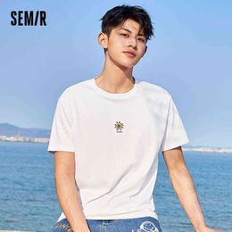 SEMIR T-Shirt Men Short Sleeve Summer 2021 New Contrast Colour Embroidery Summer Men'S Loose Round Neck Bottoming Tshirt Tide G1222