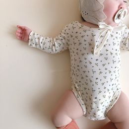 Primavera Neonato Abbigliamento per bambina Bella canotta in cotone e tute floreali a maniche lunghe Vestiti per neonati appena nati Tutina 210413