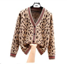 2022 autumn new female fashion Korean version of V-neck single-breasted leopard print knitted cardigan jacket sweater