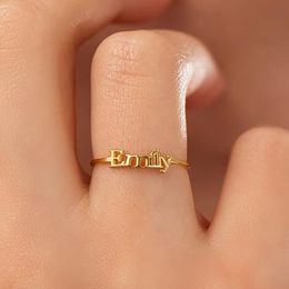 Anéis de Anel de Nome Personalizado para Mulheres Homens Personalizado Jóias de Ouro Aço Inoxidável Casal Ajustável Mãe Bebê Presente