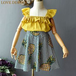 LOVE DD&MM Girls Sets Summer Children's Wear Girls Wooden Ear Straps Shirt + Pineapple Print Skirt Two-Piece Suit 210715