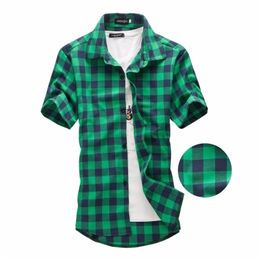 Green Plaid Shirt Men Shirts New Summer Fashion Chemise Homme Mens Chequered Shirts Short Sleeve Shirt Men Blouse 210410