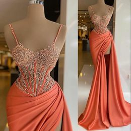 2023 Sexy Peach Evening Dresses Wear Spaghetti Straps Lace Appliques Beads Sleeveless Mermaid High Side Split Sweep Train Plus Size Long Party Prom Gowns