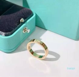 luxurys fashion designers couple ring with clear lettering fine workmanship full personality engagement Jewellery box gold and silver gifts