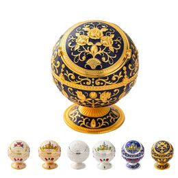 Windproof Ash Tray Vintage Zinc Alloy Flower Pattern Globe Cigarette Ashtray Lid Tabletop Portable Home Decor Ashtrays