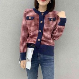 O-Neck Diamond Buckle Knit Cardigan Elegant Tops Red Palaid Vintage Spring Women Cropped Sweater Coat Full 210520