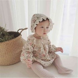 Spring Autumn floral little princess on-pieces with cute cap cotton lace collar long sleeve bodysuits 210508