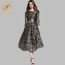 Spring Summer Women Luxury Runway Dress Elegant Ladies Vintage Lace Hollow Out Dresses Vestidos Free Belt 210520