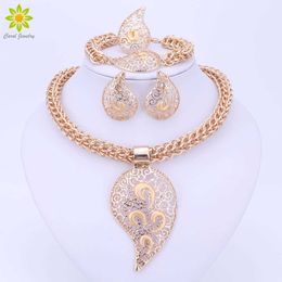 Gold Color Jewelry Set Costume Design Big Pendant Necklace Set Bridal Gift Nigerian Wedding African Beads Jewelry Set H1022