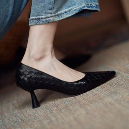 French High Heels, Thin Women's Sho Autumn , Shallow Mouth Cow Leather Middle Heel Woven Poted Sgle