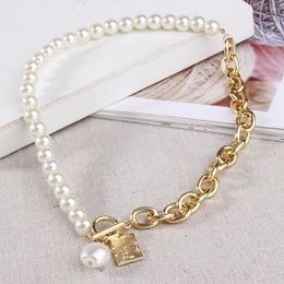 2021 Fashion Pearl Butterfly Pendant Multilayer Clavicle Chain for Women