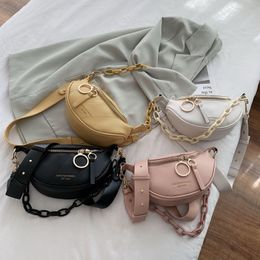 2021 New In Messenger Bag Women Hobos Letter Chains Single Shoulder Chest PU Leather Handbag Wide Straps Day Clutches