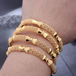 New 24k Small 4pcs/lot Dubai Gold Baby Bangles for Women Girls Baby Child Ethiopian Bangles Bracelet Jewellery Q0720