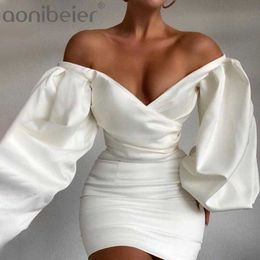 Chic Lantern Sleeve Strapless Elegant Women Bodycon Mini Autumn Dress High Quality Satin Sexy Dresses With Lining 210604