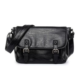 luxurys Leather Shoulder Bag For Men Casual Crossbody Handbag Messenger Male Side designer Men's Bags