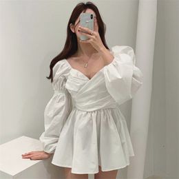 Korean Cloth V-neck White Woman's Dress Slim Waist Long-sleeve Streetwear Bodycon Elegant Party Mini Dresses Female Spring 210603