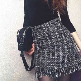 Women Woollen Mini Skirt Autumn Winter Vintage Straight Plaid Tassel Skater Skirt High Waist Femininas 210518