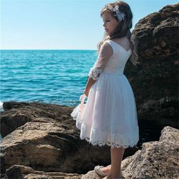 Flower Girl Dresses Jewel Neck Appliqued Beaded Feather Pageant Gown Cascading Ruffle Sweep Train Custom Made Birthday Gowns