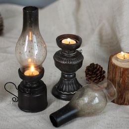 Candle Holders Retro Style Creative Resin Kerosene Lamp Handicraft Exquisite Cabinet Desktop Glass Cover Decoration Candlestick