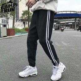 Sports Pants Men's Jogger Fitness Sports Trousers Fashion Printed Muscle Men's Fitness Training GYM Pants Black 210707