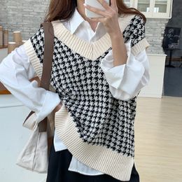 Autumn Winter Houndstooth Vest Sweater Women Casual V Neck Sleeveless Jumper Knitted Korean Style Pullover Loose Tops 210521