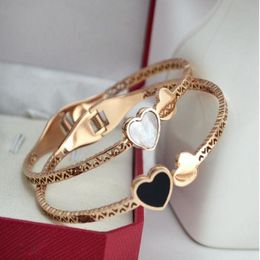 Yun Ruo Natural Shell Heart Bangle New Arrival Titanium Rose Gold Color Birthday Gift Woman Jewelry Never Fade Q0717
