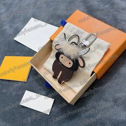 designer Cute Animal Cow Car Keychain Brown Brand Flower Letter Print Bag Pendant Charm Jewellery Key Ring Holder PU Leather Key Chain Accessories Fashion With Box