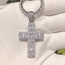Pendant Necklaces Hip Hop Bling Zircon Jesus Cross Necklace Gold Colour Twist Chain For Women Men Gothic Jewlery Accessories